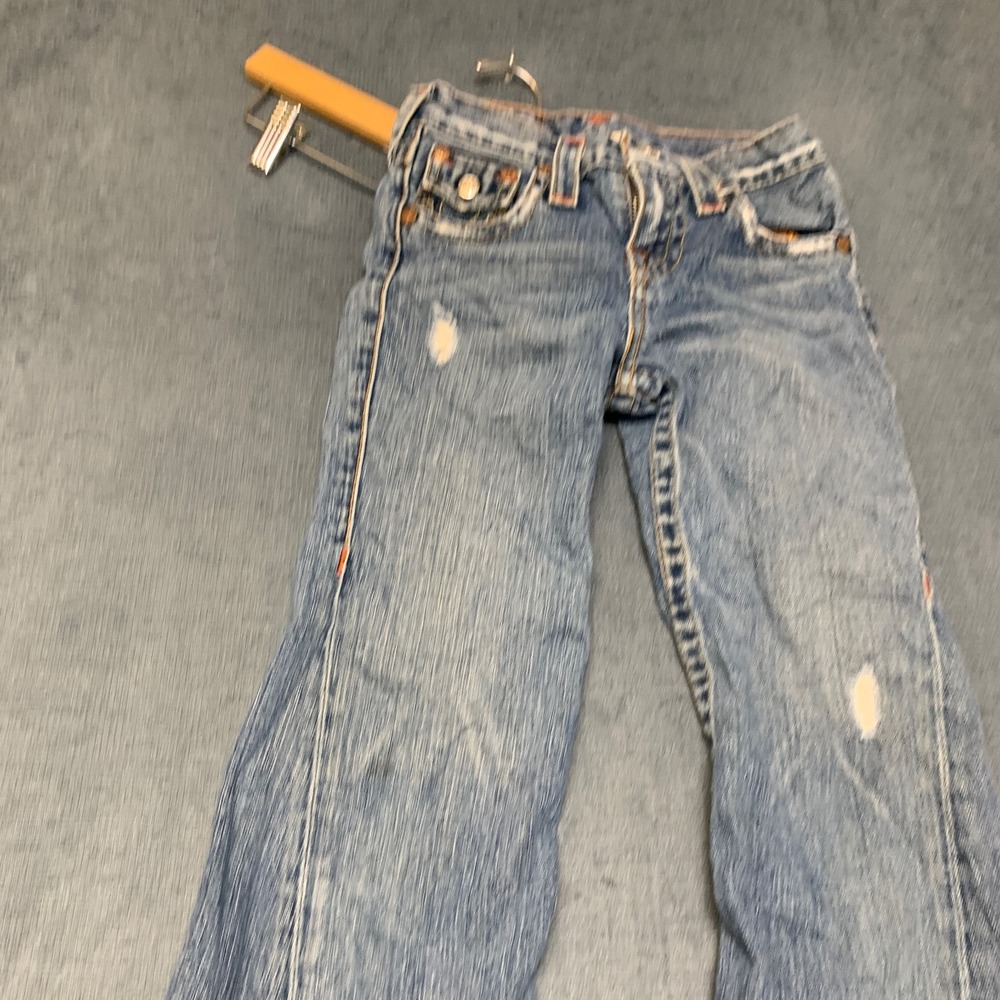 True Religion Jeans Womens 8 Blue Denim Wide Leg Distressed 5 Pockets Zip Fly - Picture 16 of 16